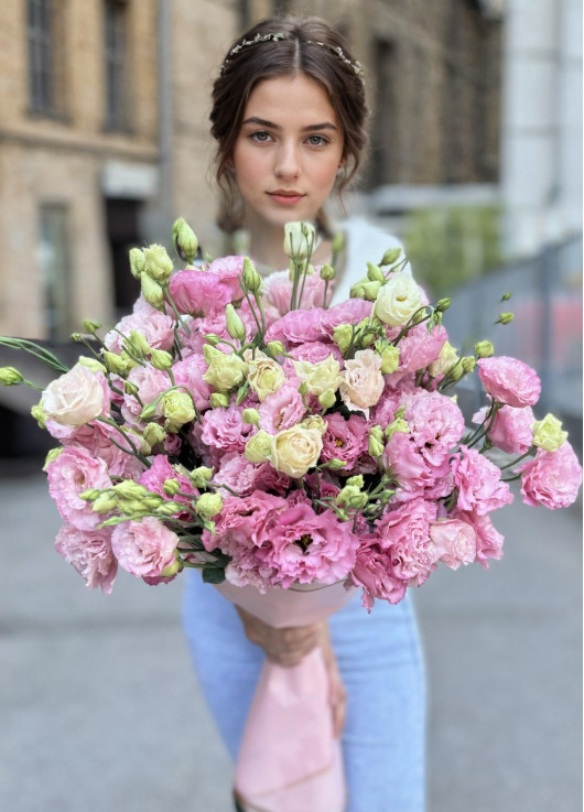 Pink eustoma