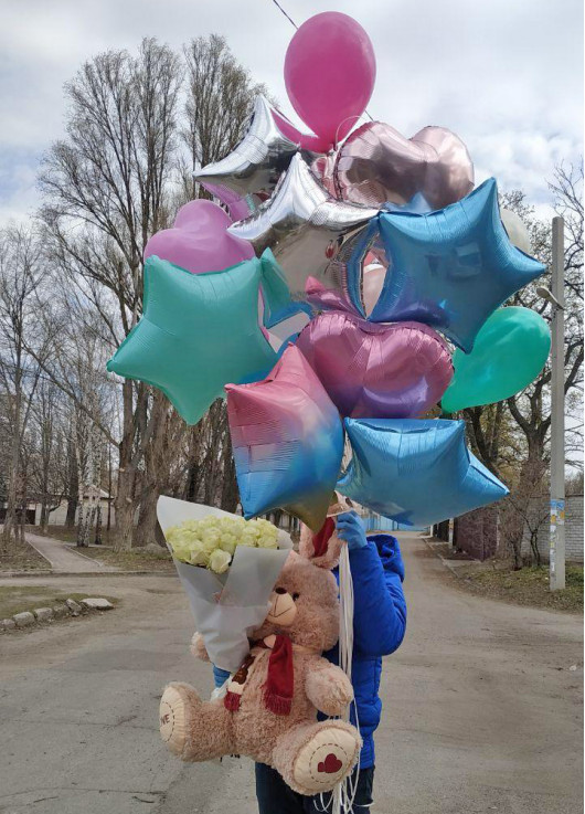 For my love set: teddy bear, roses baloons