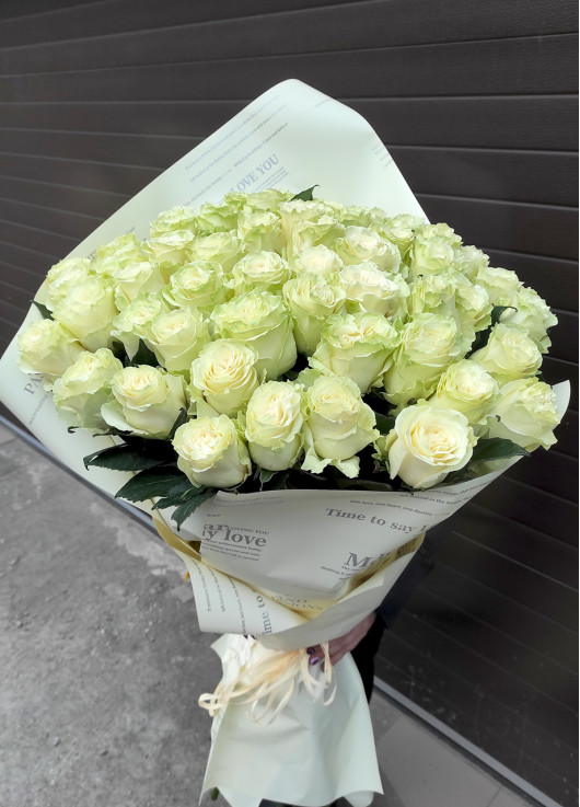 51 white meter Holland roses