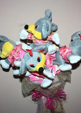 Bouquet from toys Mouses