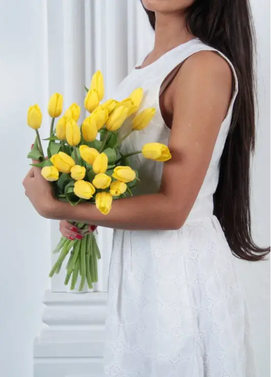 Bouquet yellow tulips