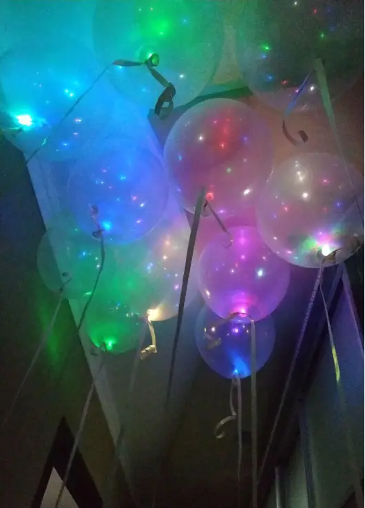 Set of luminous baloons mix 