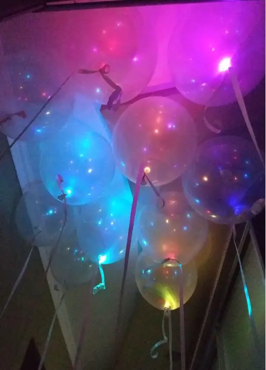 Set of luminous baloons mix 