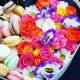 Hit of the year ! Flowers in a box with cookies MACAROON