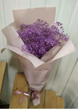 Rainbow: colored gypsophila