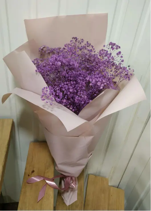 Rainbow: colored gypsophila
