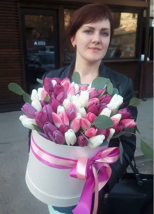 White and pink tulips in a box