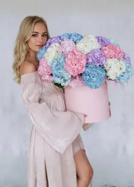 Big box with hydrangea