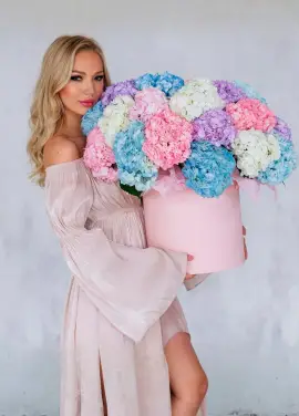 Big box with hydrangea
