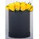 39  yellow roses in a hatbox