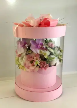 Aquarium with flowers