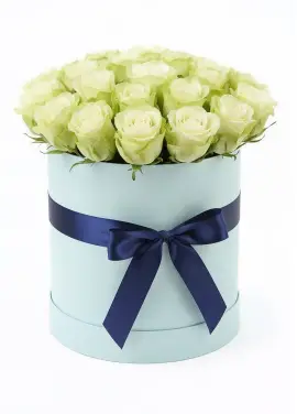 25 white roses in a box