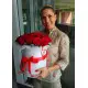 19 roses in a hatbox
