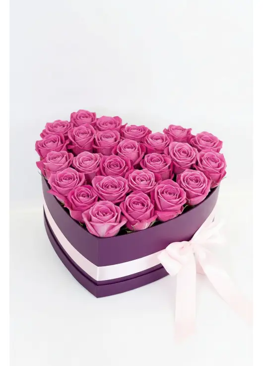 25 pink roses in a heart box