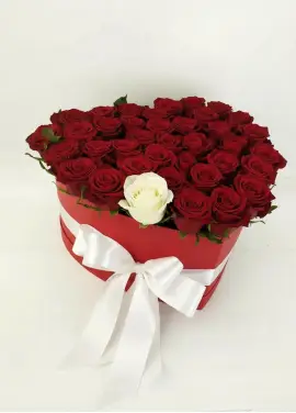 35 roses in a heart box “The One”