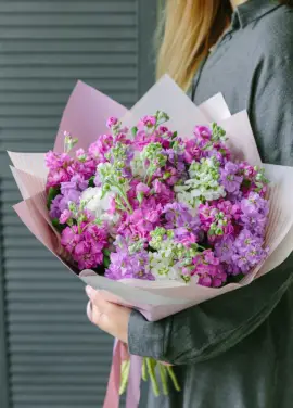 Bouquet of mix mattiolla