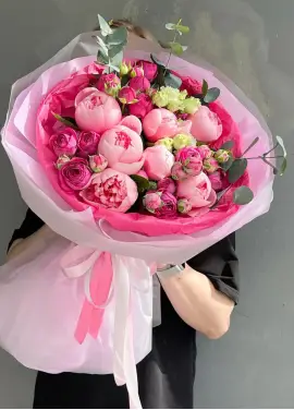 “Adel” gentle peony mix bouquet (medium)