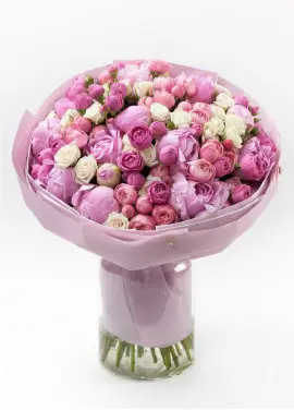 “Adel” gentle peony mix bouquet (royal)