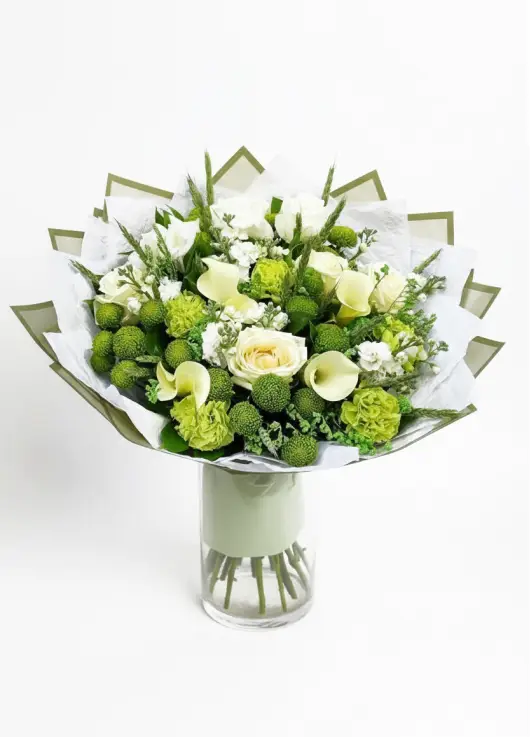 “Camilla” green & white mix bouquet (medium)