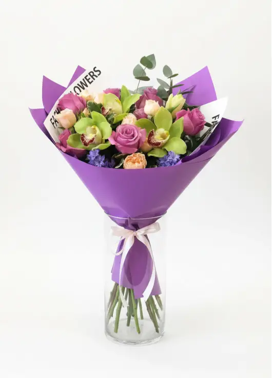 “Gabrielle” bouquet — small orchid mix