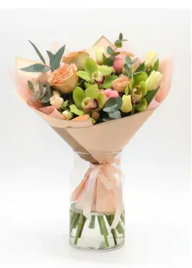 “Gabrielle” bouquet — medium orchid mix