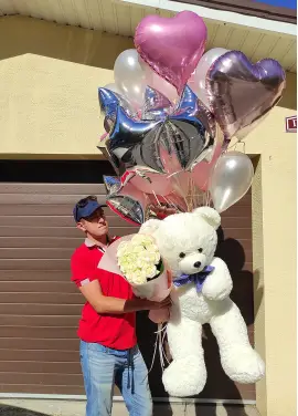 For my love set: teddy bear, roses baloons