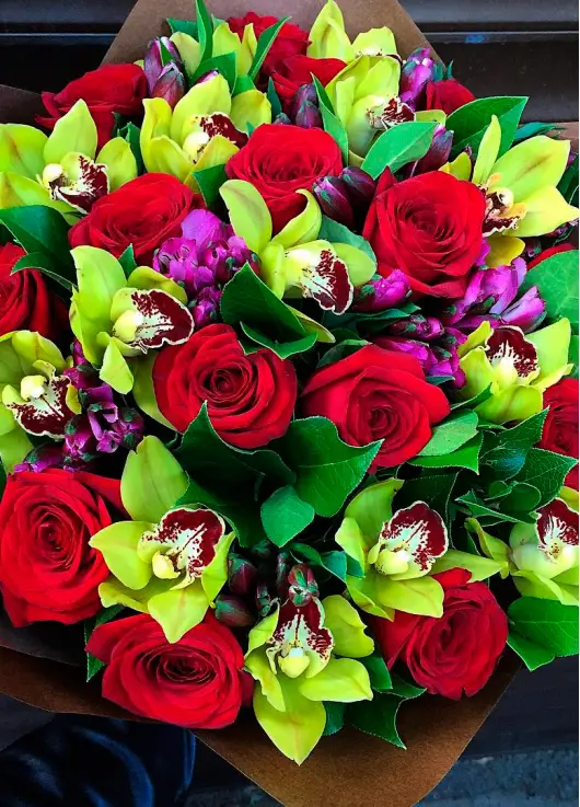 Orchids & roses
