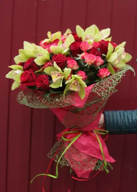 Orchids & roses