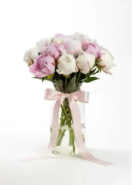 Bouquet of 11 local peonies