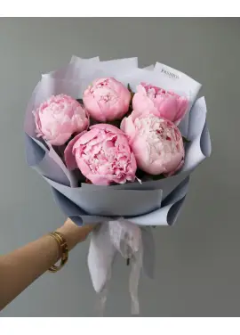Bouquet of 5 pink peonies