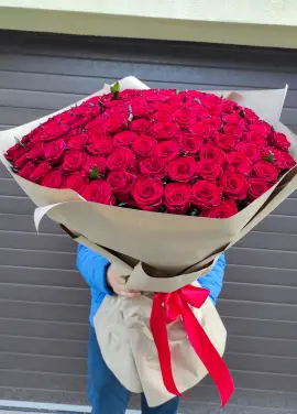 101 red roses 