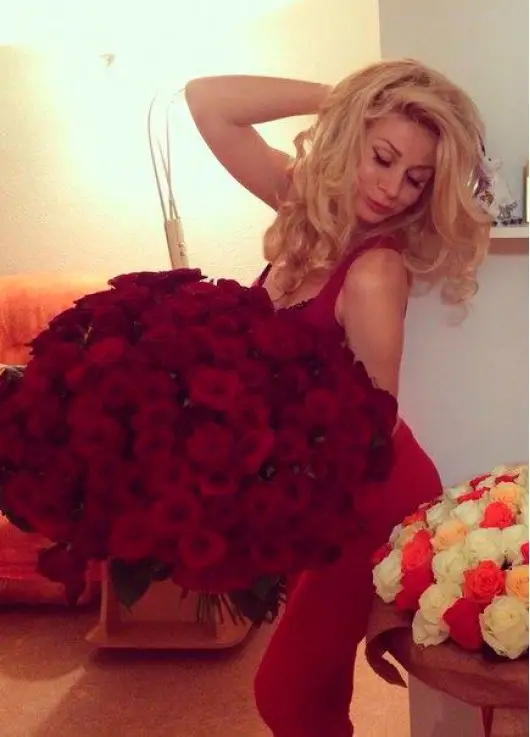 101 red roses 101 red roses