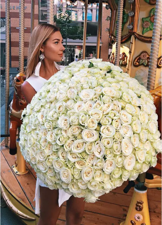 301 white roses 301 white roses