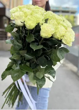 21-rose bouquet: long-stem imported white roses “Mondial”