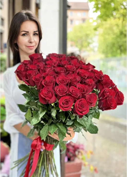 25 Holland roses