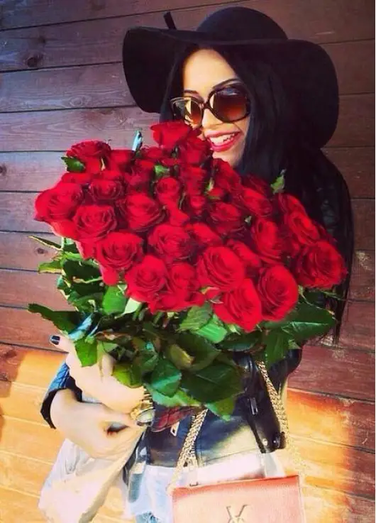 51 red roses 51 red roses