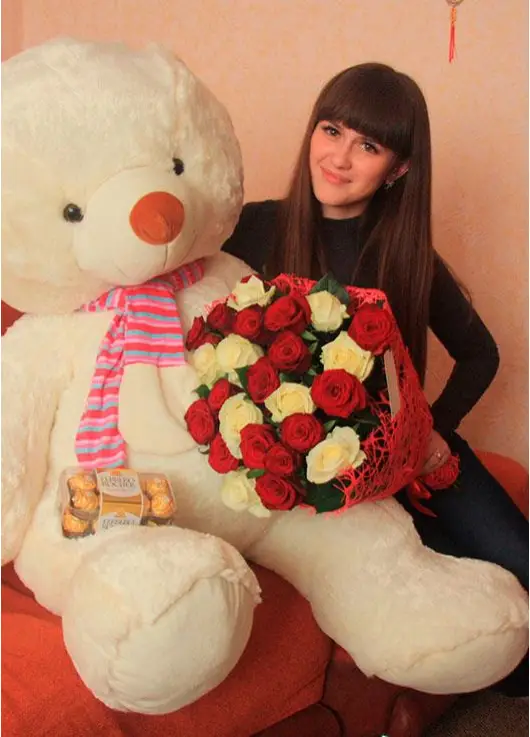 Red and white roses
