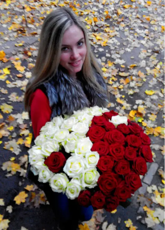 Yin-yang basket rose 51