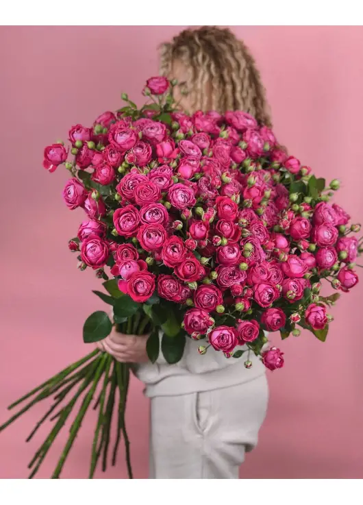 Shrub peony rose "Bubbles" in a bouquette