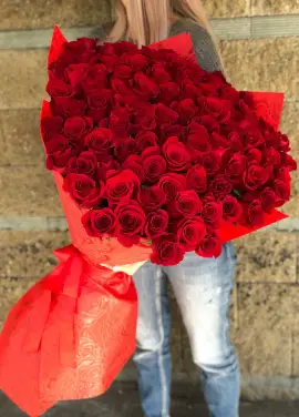 101 red roses 