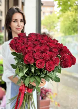 25 Holland roses