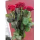 Red roses by pieces Red roses by pieces