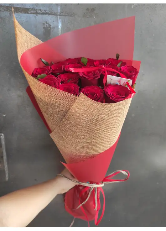 Federica 19 red roses