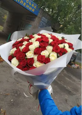 Red and white 21 roses