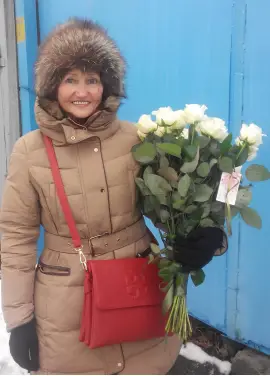Bouquet of 15 White Roses Avalanche