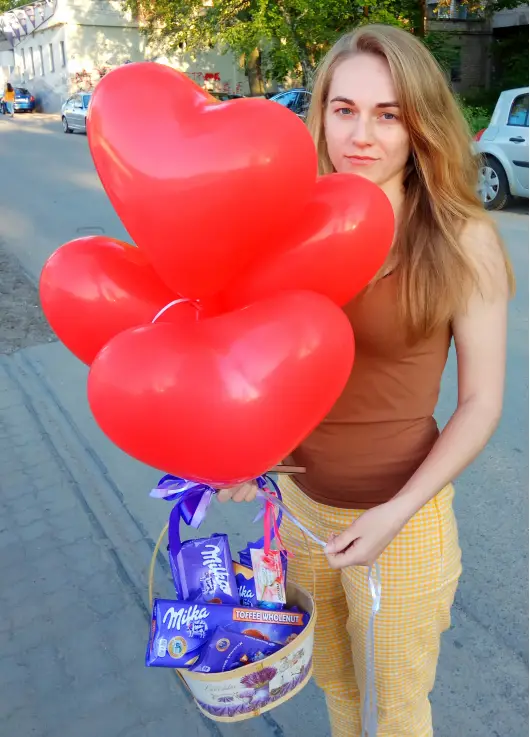 Milka chocolate basket
