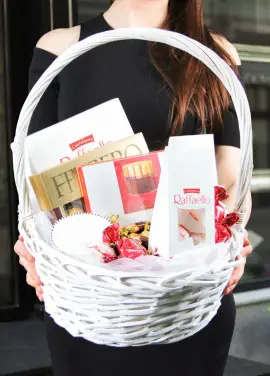 Choclate mix basket 