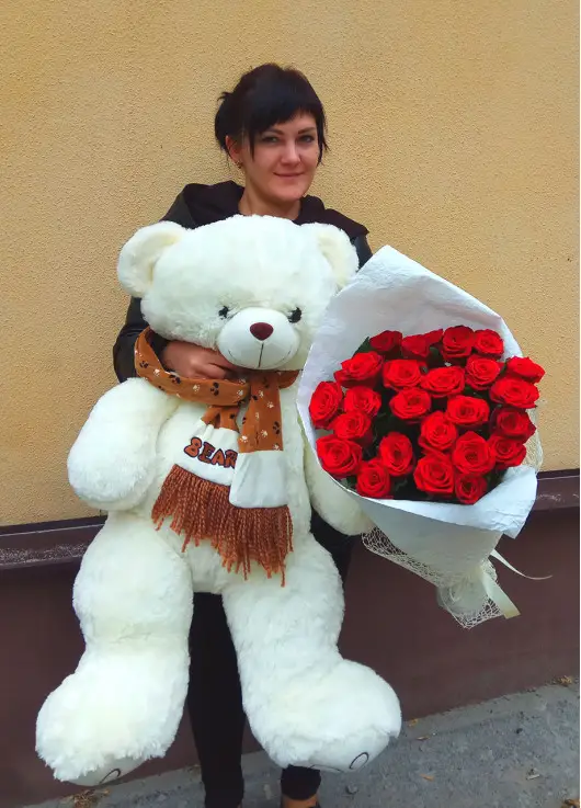 19 roses + big bear 19 roses + big bear