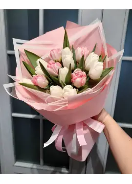 Bouquet of 15 tender tulips (imported, Netherlands)