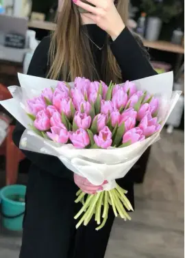 Bouquet of 25 lilac tulips (imported, Netherlands)